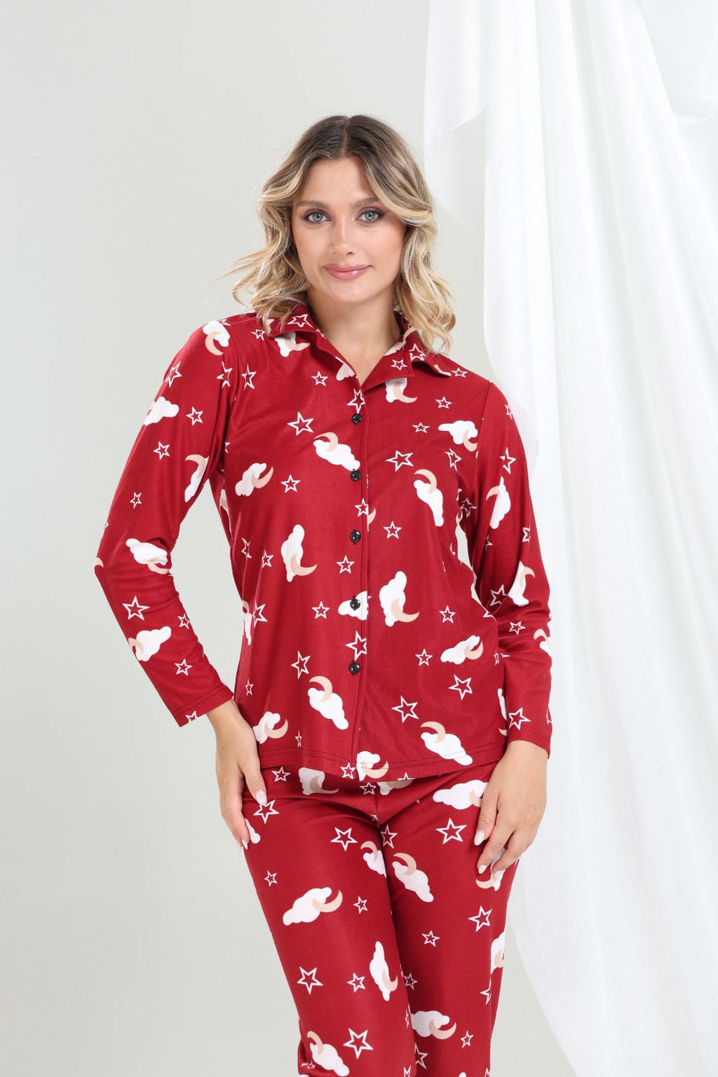 Yıldız ve Bulut Desenli Düğmeli Pijama Takımı - PP09